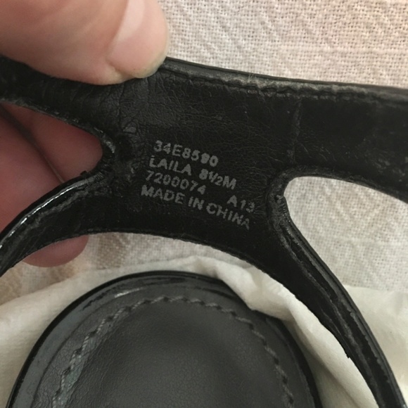 Calvin Klein Black Patent Leather Ankle Strap Sandals Medium Heel - Picture 9 of 12